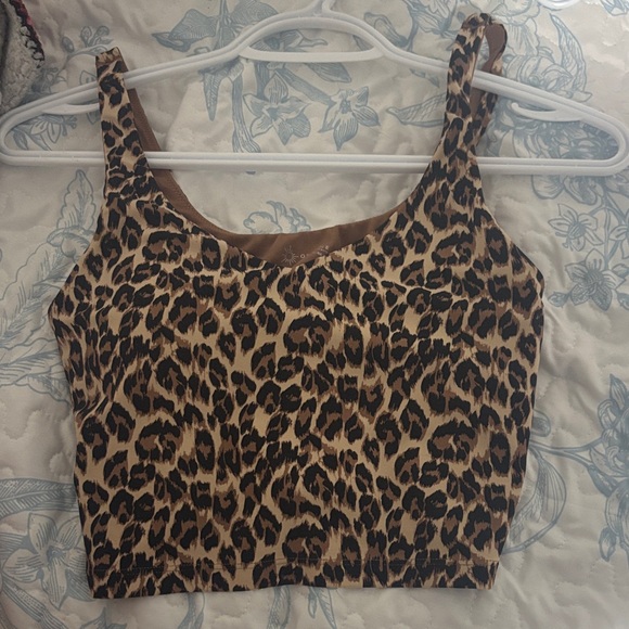 aerie Tops - Leopard Print Women's Top Fitted